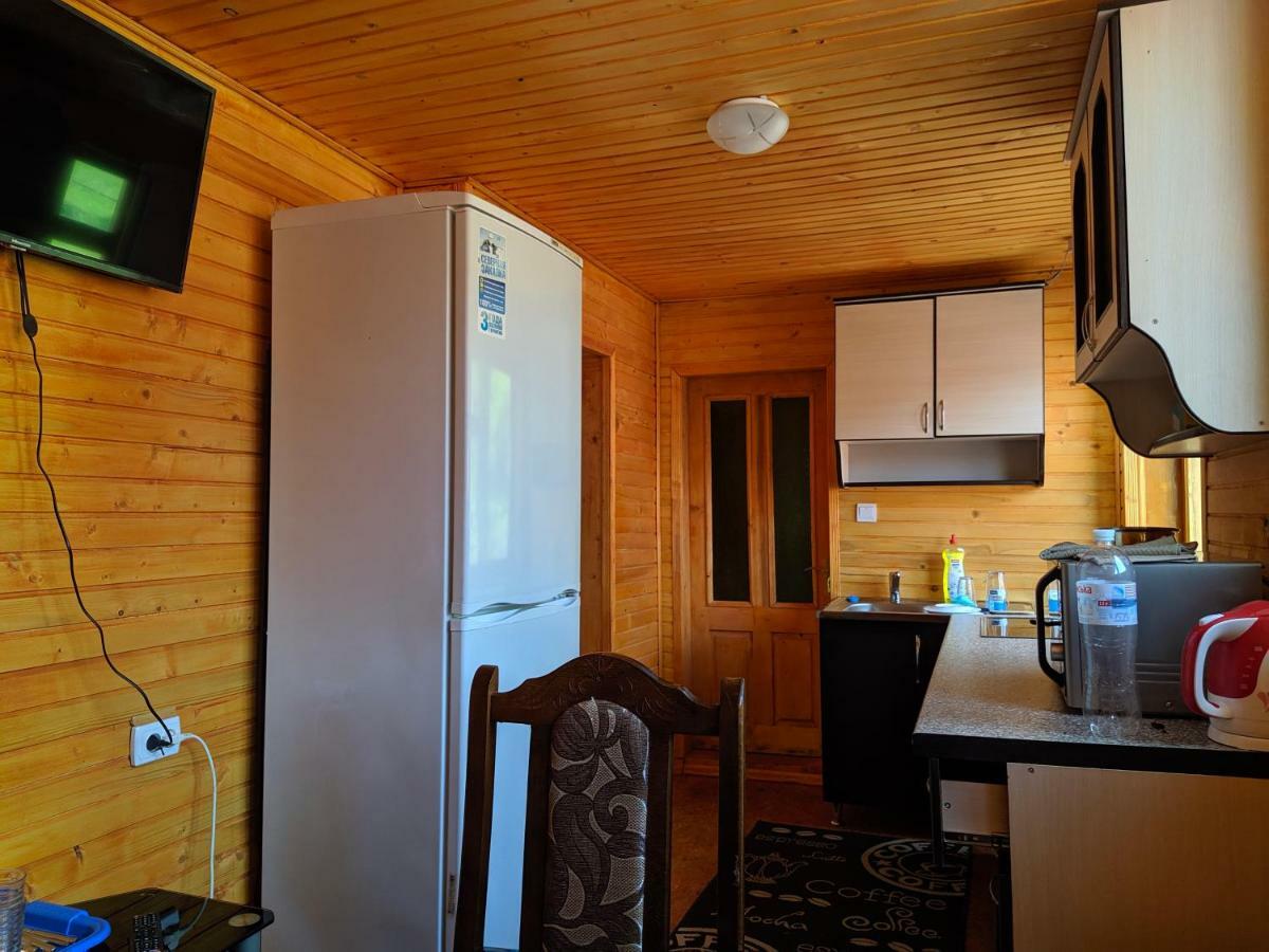 У Оксани Guest House Kvasy Exterior photo