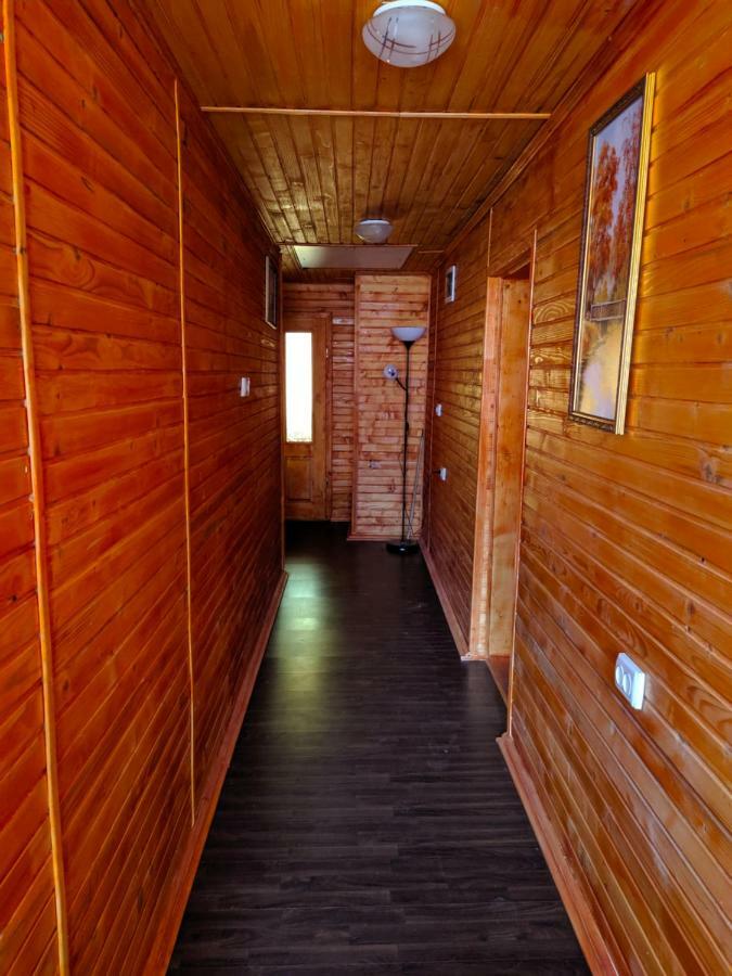 У Оксани Guest House Kvasy Exterior photo