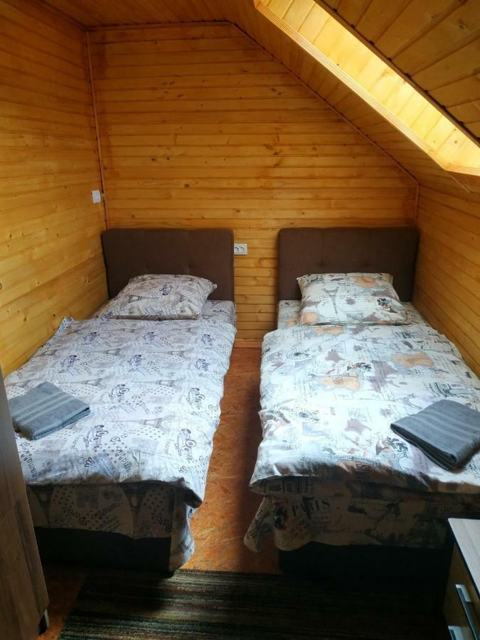У Оксани Guest House Kvasy Exterior photo